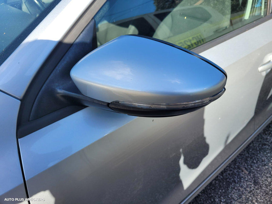 2013 Volkswagen Jetta Fan