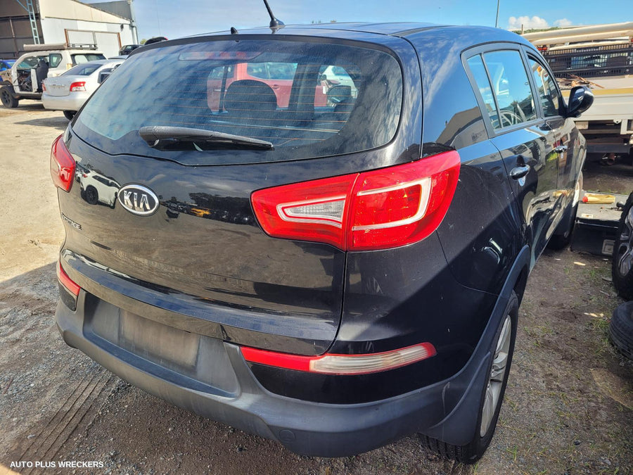 2010 Kia Sportage Right Taillight
