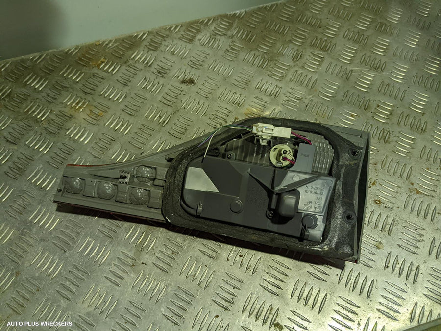 2008 Toyota Tarago Rear Garnish