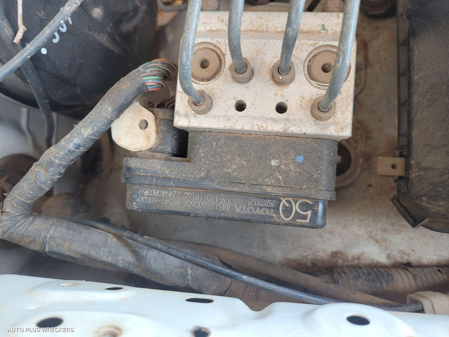 2009 TOYOTA PRADO DOOR HANDLE