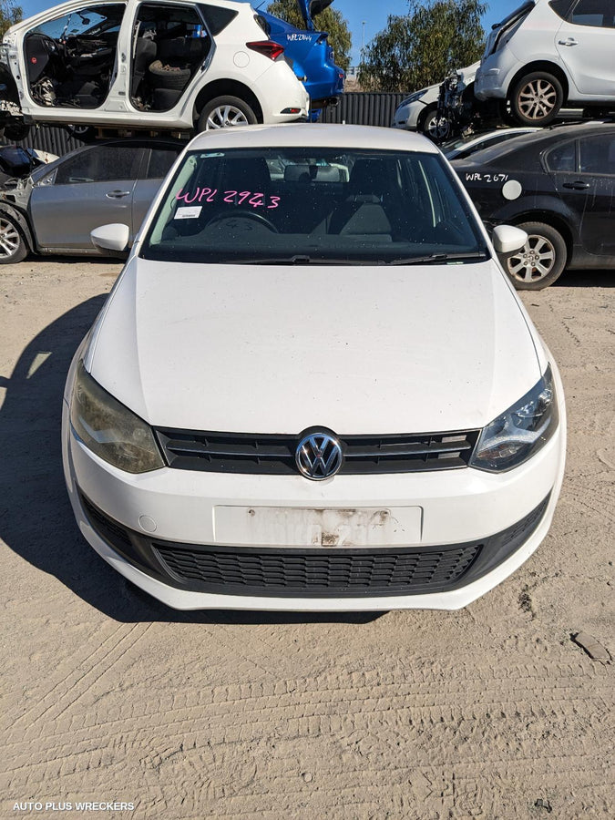 2010 Volkswagen Polo Right Taillight