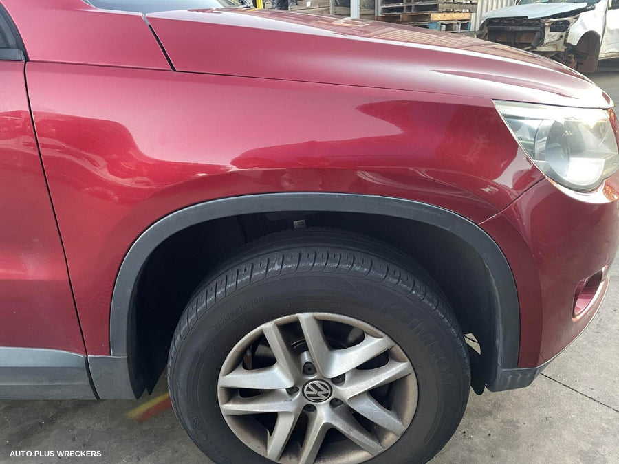 2009 Volkswagen Tiguan Right Rear Door Sliding