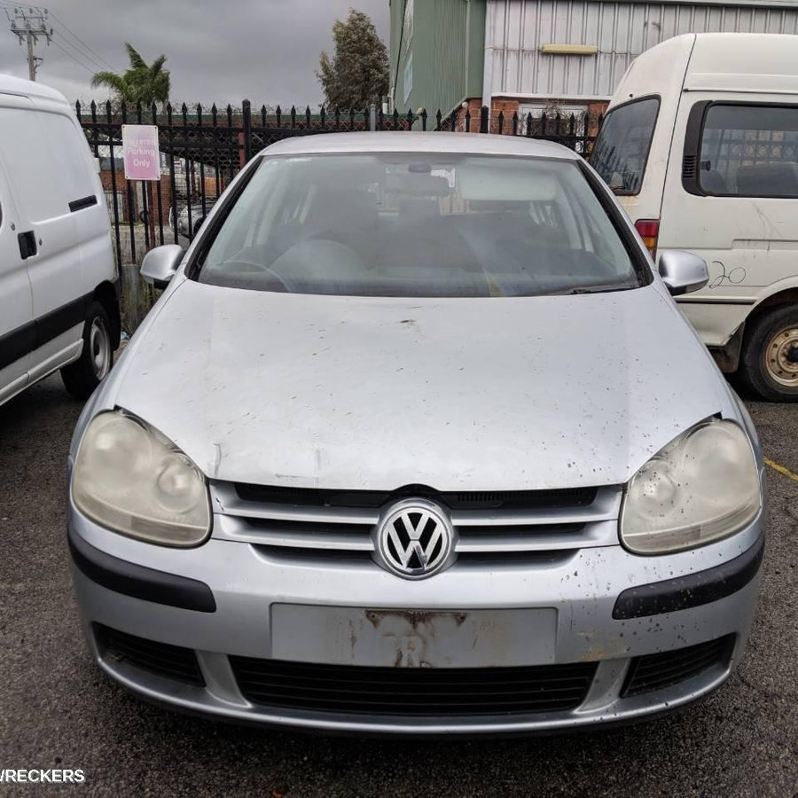 2004 Volkswagen Golf Rear Garnish
