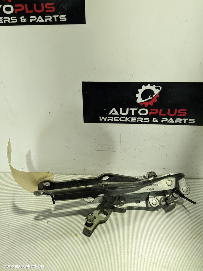 2006 Chrysler 300c Bonnet Hinge Strut