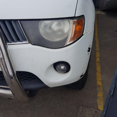 2007 Mitsubishi Triton Right Headlamp