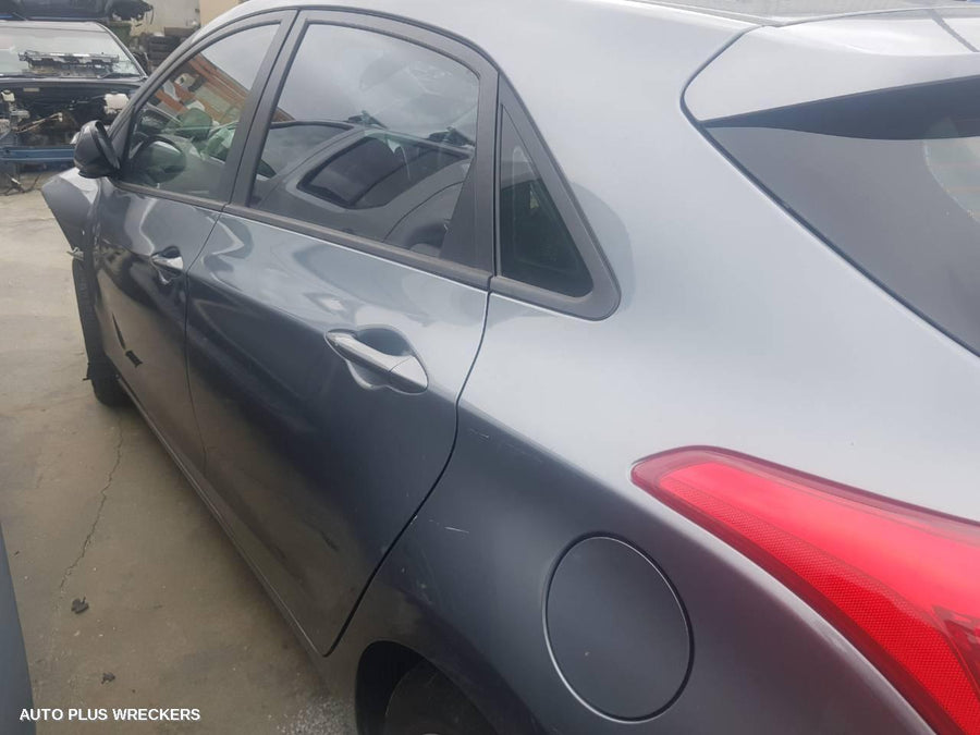 2015 Hyundai I30 Right Front Window Reg Motor