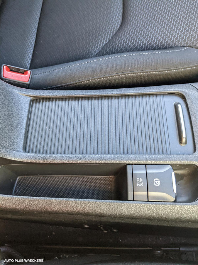 2022 Hyundai I30 Parcel Shelf