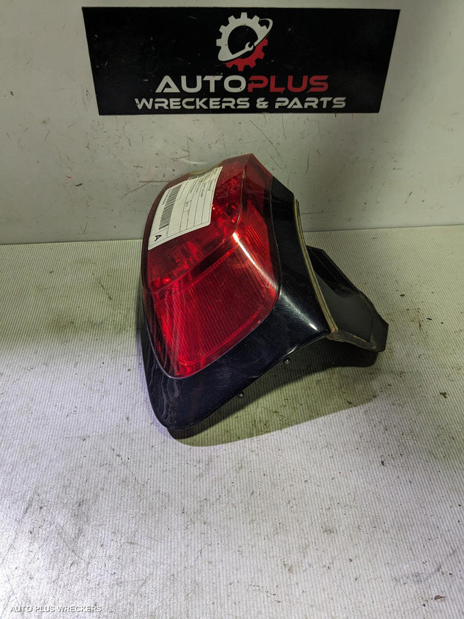 2014-2018 Jeep Cherokee Right Taillight