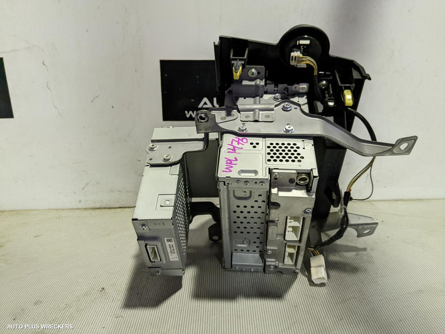 2010 Toyota Kluger Radio Cd Dvd Sat Tv