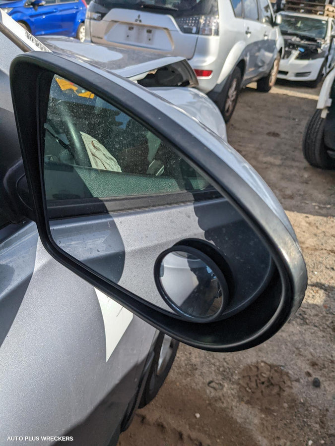 2012 Nissan Dualis Wheel Mag