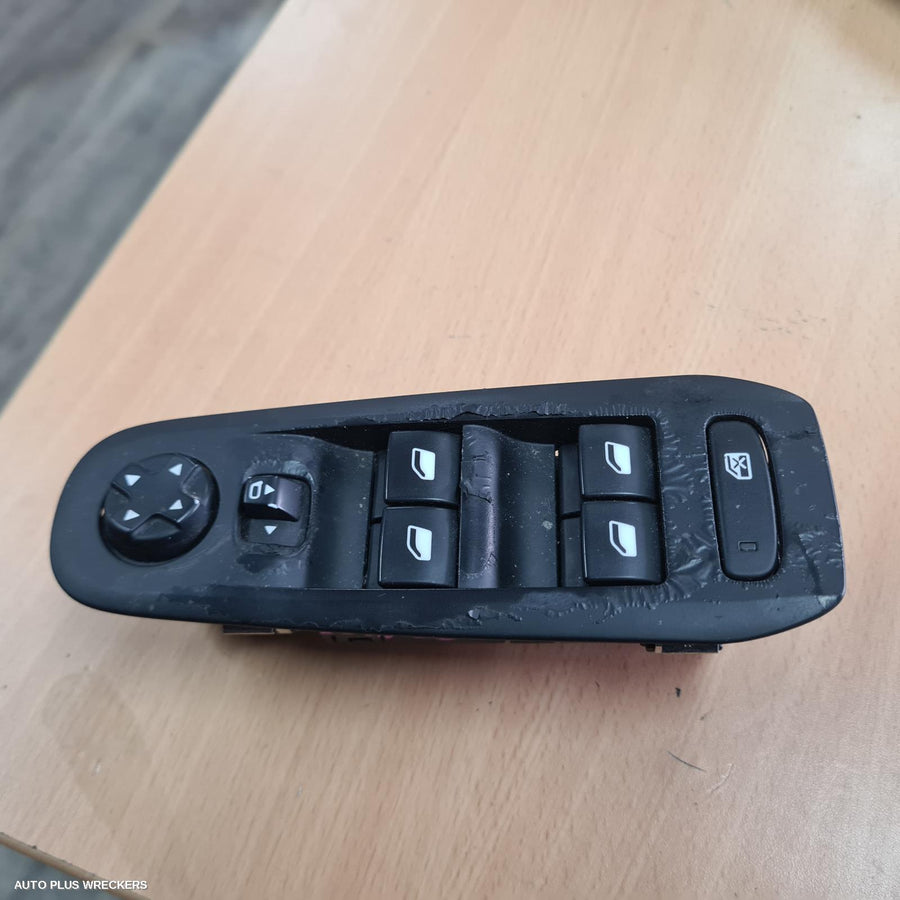 2014 Peugeot 308 Pwr Dr Wind Switch