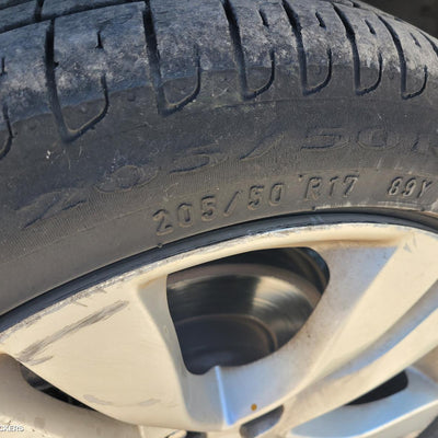 2013 Holden Cruze Right Rear Door Sliding