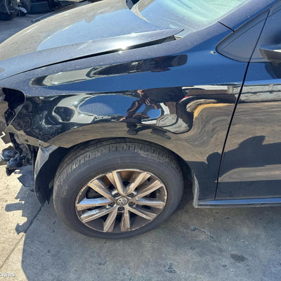 2016 Volkswagen Polo Left Rear Side Glass