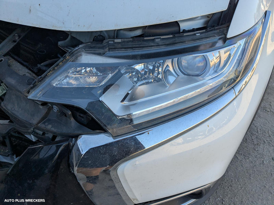 2015-2021 Mitsubishi Outlander Right Rear Door Sliding