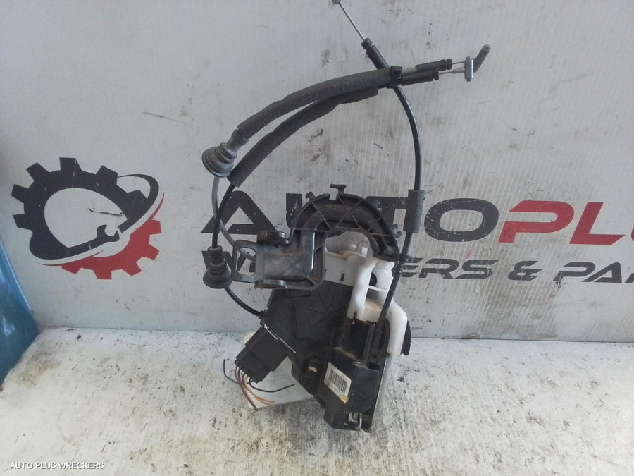 2011-2015 Hyundai Elantra Door Boot Gate Lock