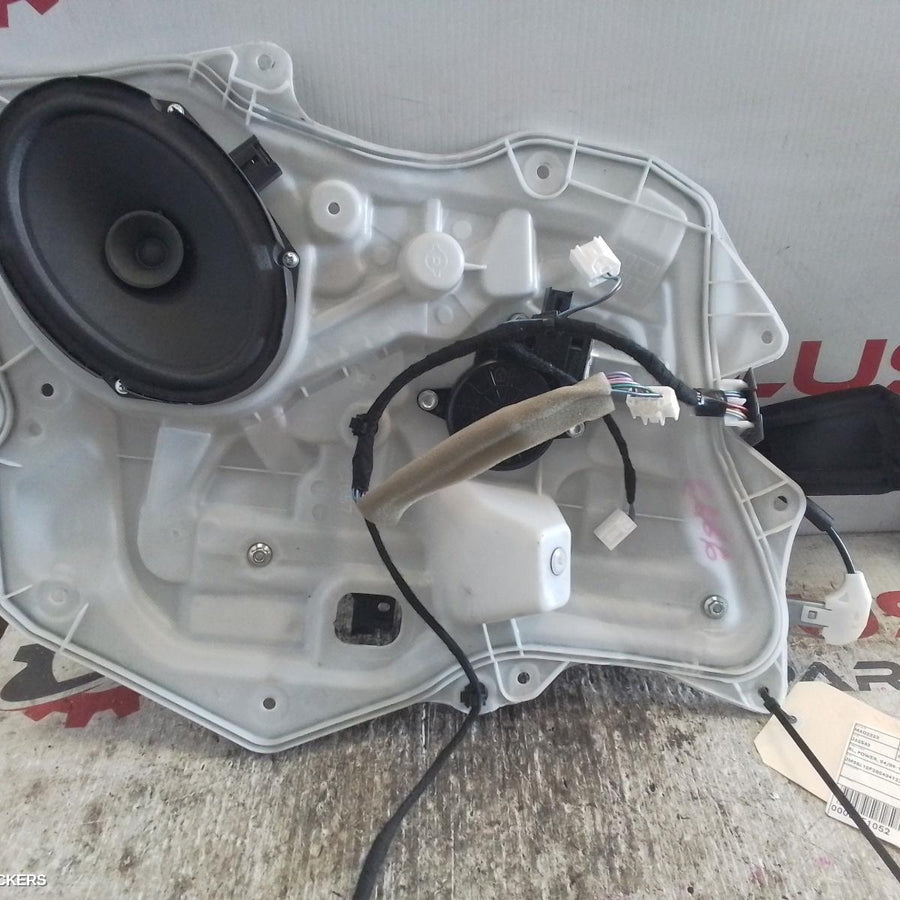 2009-2013 Mazda 3 Right Rear Wnd Reg Motor