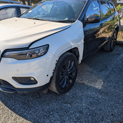 2018-2022 Jeep Cherokee Left Taillight