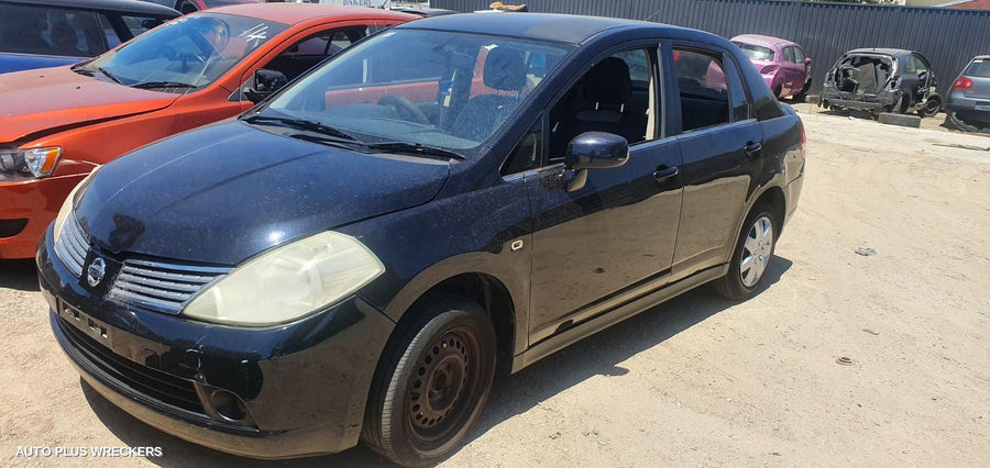 2006 Nissan Tiida Right Door Mirror
