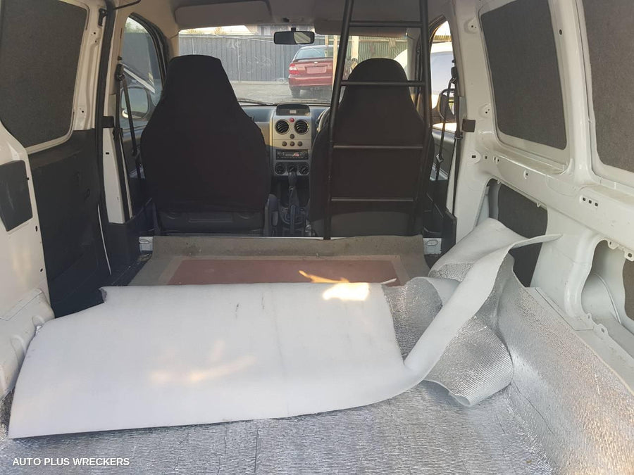 2006 Citroen Berlingo Left Front Door