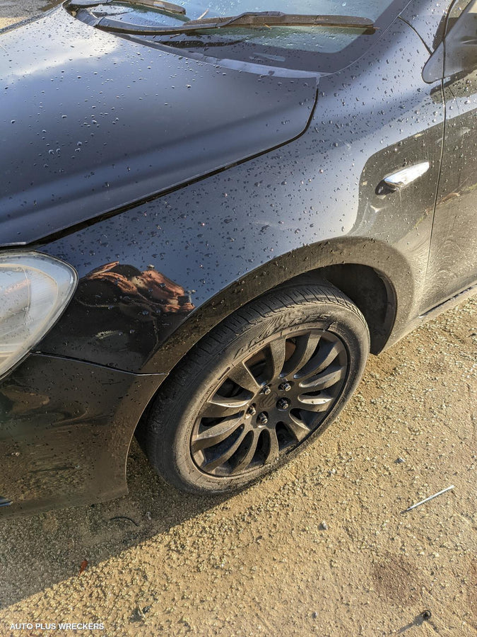 2010 Suzuki Kizashi A C Condenser