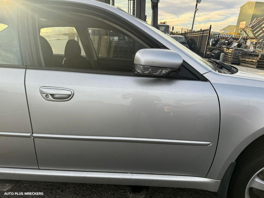 2005 Subaru Liberty Right Guard