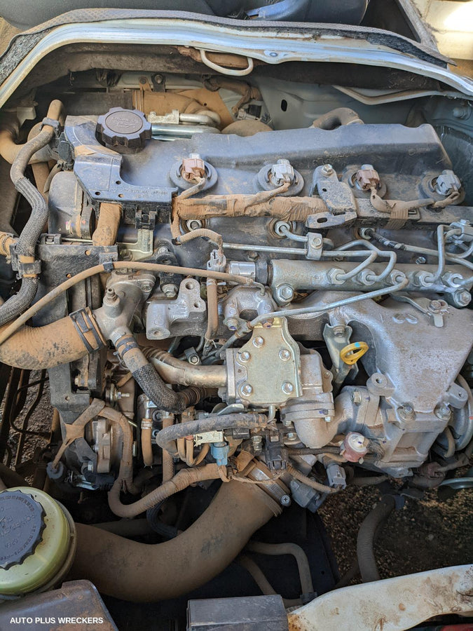 2011 Toyota Hiace Instrument Cluster