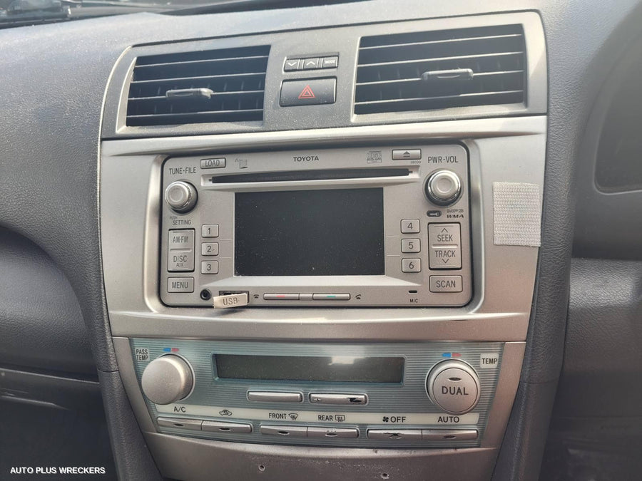 2010 Toyota Camry Rear Garnish