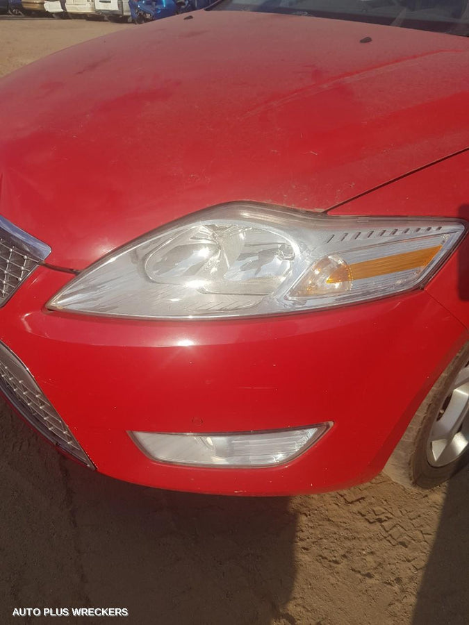 2007 Ford Mondeo Left Guard