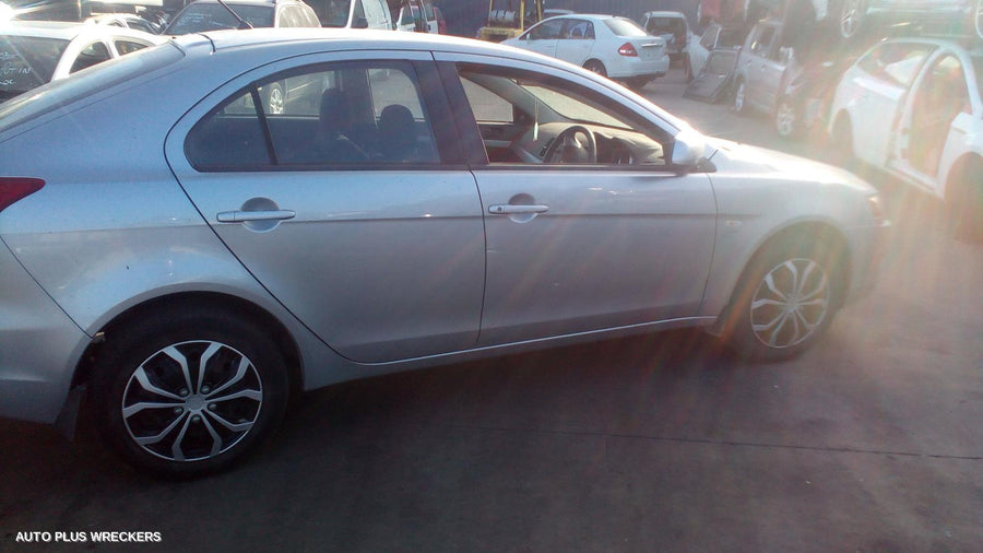 2008 Mitsubishi Lancer Right Door Mirror