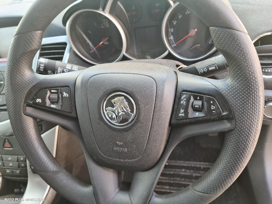 2015 Holden Cruze Left Front Door