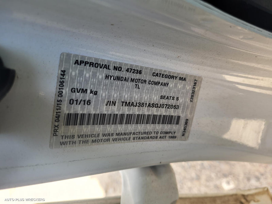 2016 Hyundai Tucson Right Front Door Window