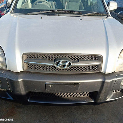 2006 Hyundai Tucson Left Guard