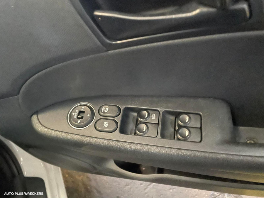 2009 Hyundai I30 Left Rear Door Window