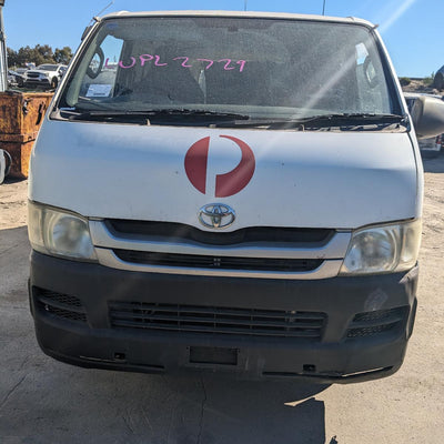 2010 Toyota Hiace Grille