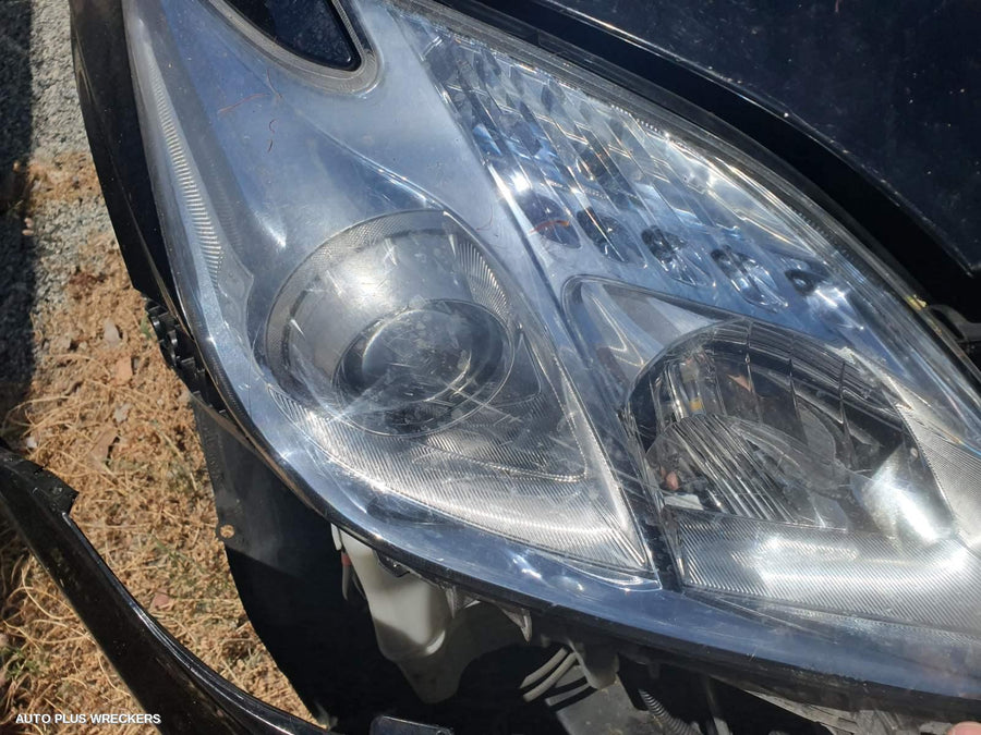 2010 Toyota Prius Right Rear Door Window