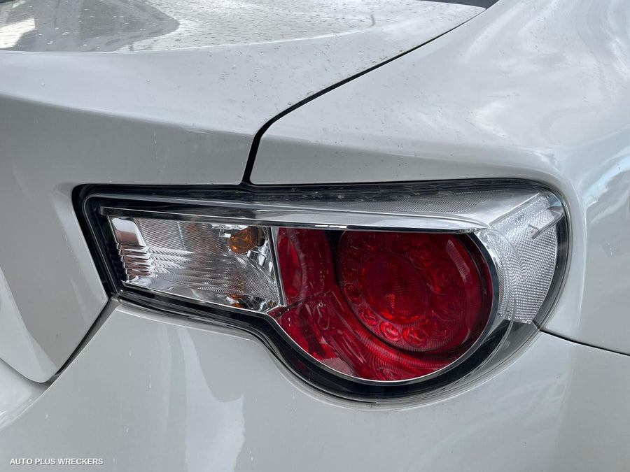 2012-2021 Toyota 86 Left Front 1 4 Door Glass