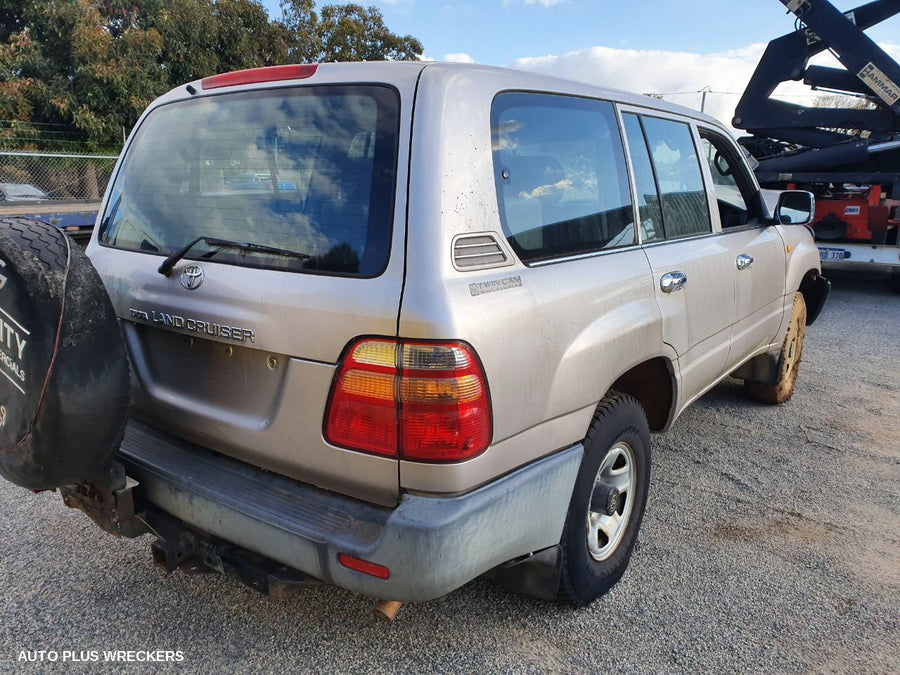 1999 Toyota Landcruiser Left Taillight