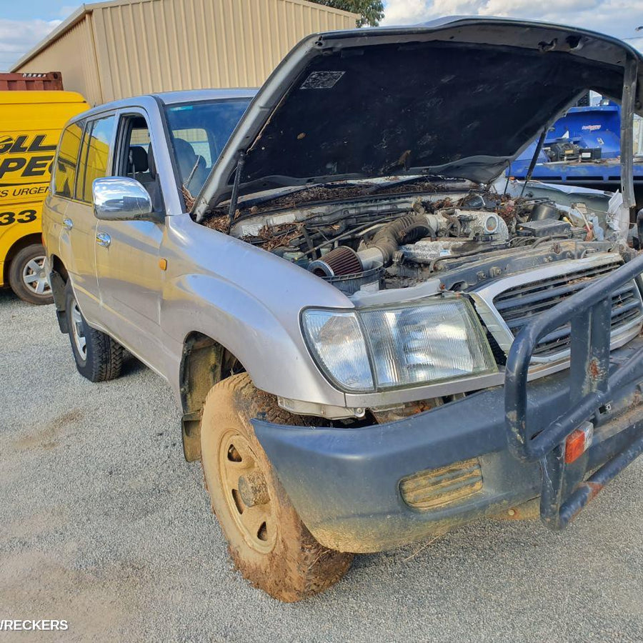 1999 Toyota Landcruiser Right Rear 1 4 Door Glass