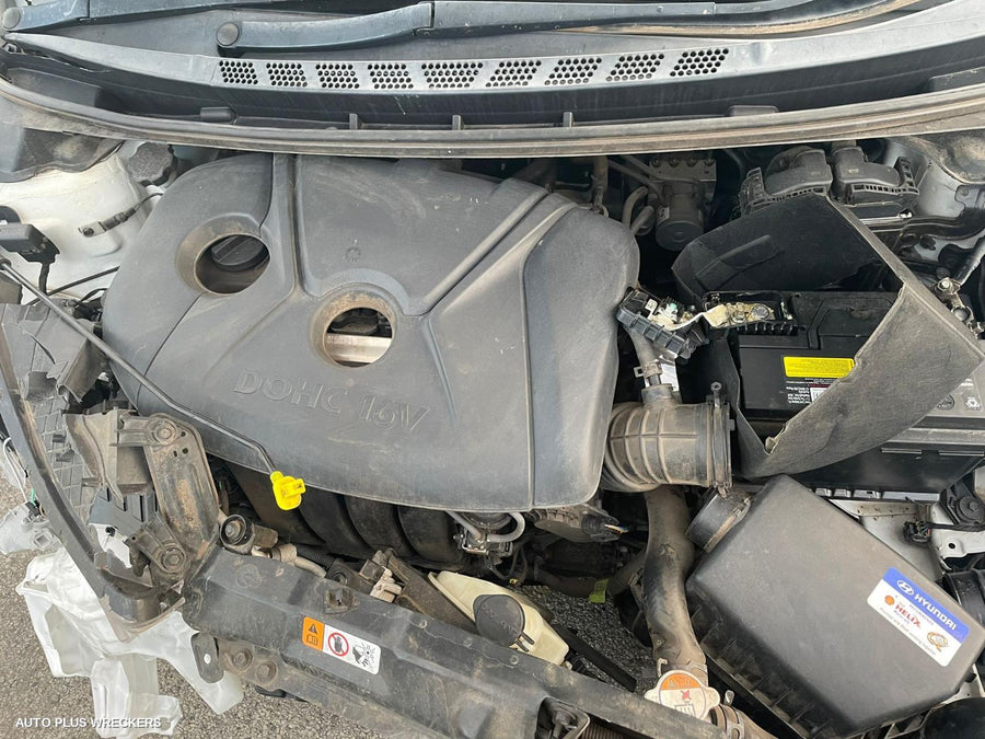 2013 Hyundai Elantra Rear Garnish