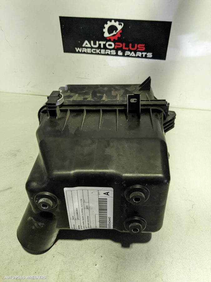 2018 Toyota Rav4 Air Cleaner Box