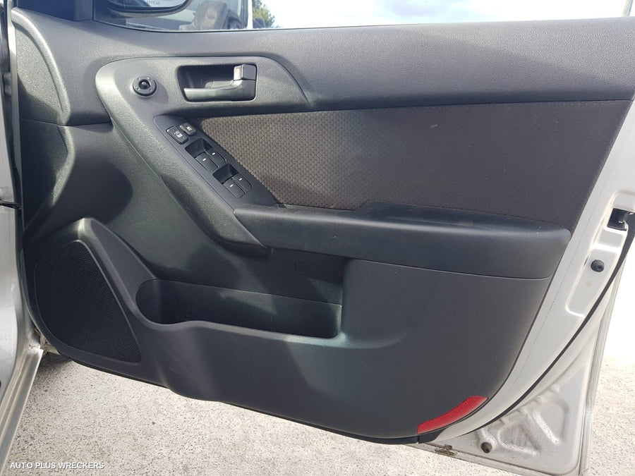 2010 Kia Cerato Right Taillight