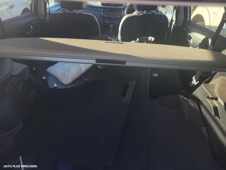 2014 Nissan Xtrail Grille