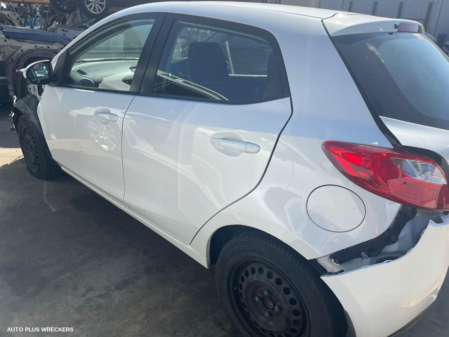 2013 Mazda 2 Left Taillight