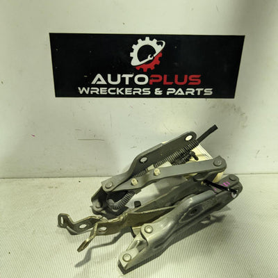 2007 SUBARU LIBERTY BONNET HINGE STRUT