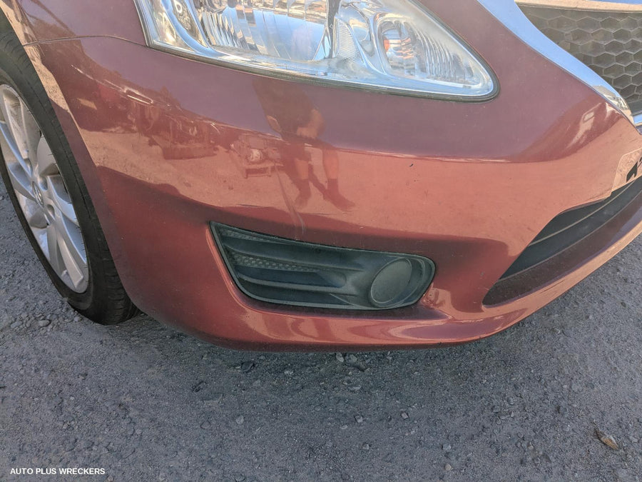 2013-2016 Nissan Pulsar Right Taillight