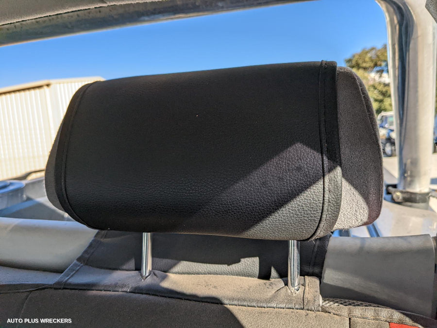 2007 Toyota Hilux Seatbelt Stalk