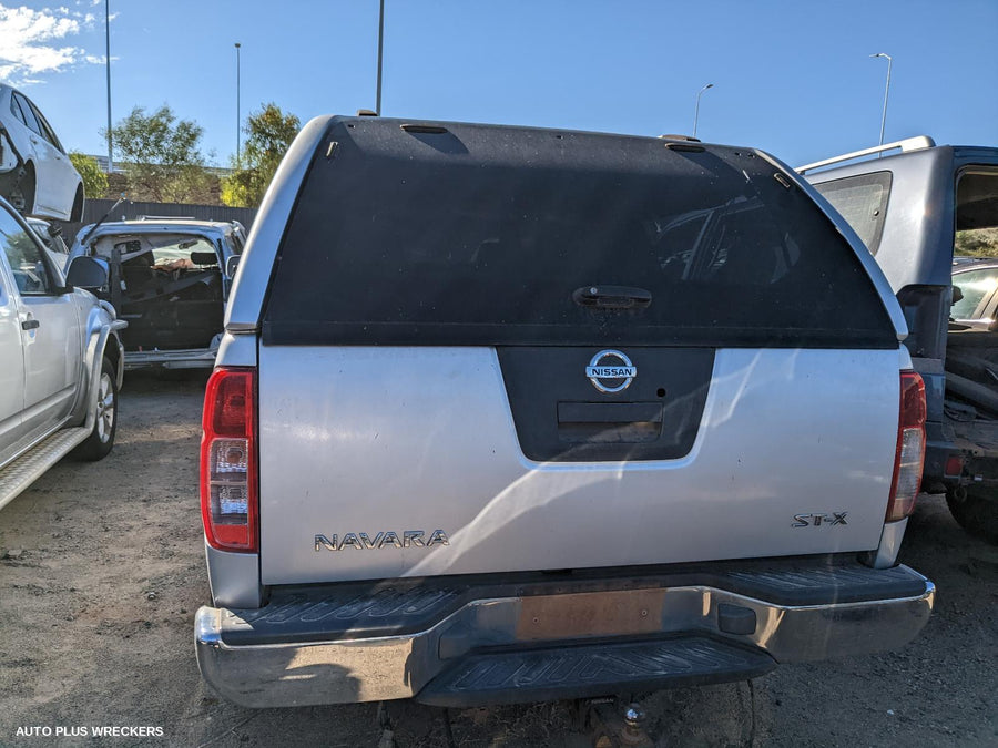 2007 Nissan Navara Right Guard