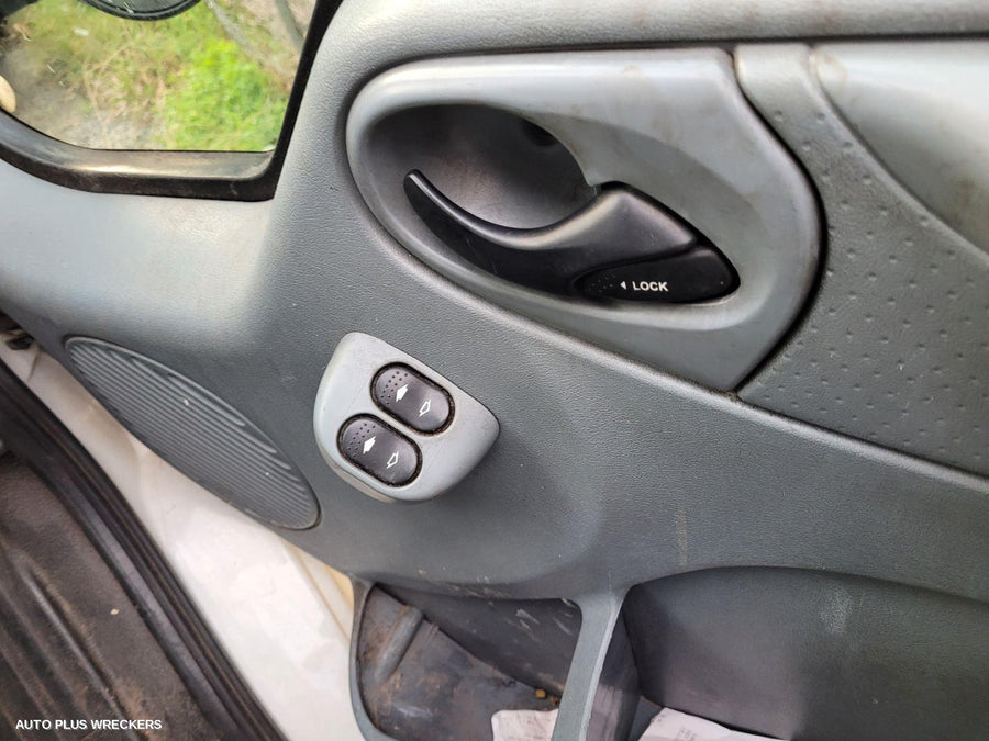 2009 Ford Transit Left Headlamp