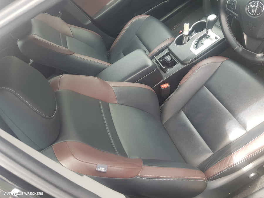 2017 Toyota Camry Left Front Window Reg Motor