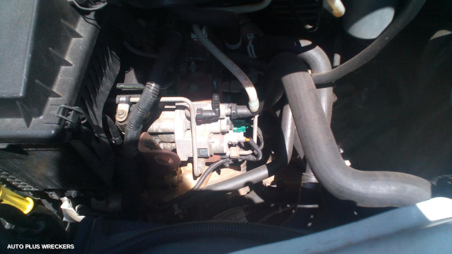 2009 Ford Transit Left Front Door